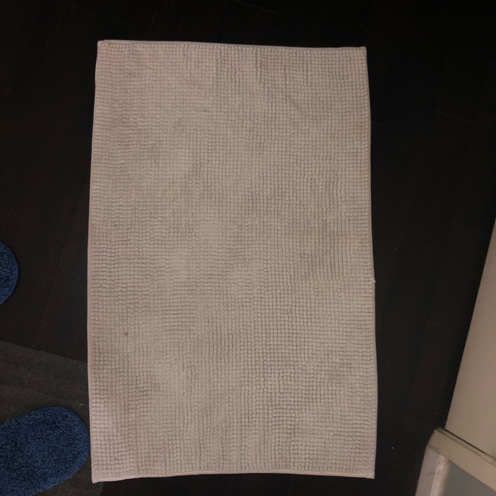 Bathroom shower floor mat